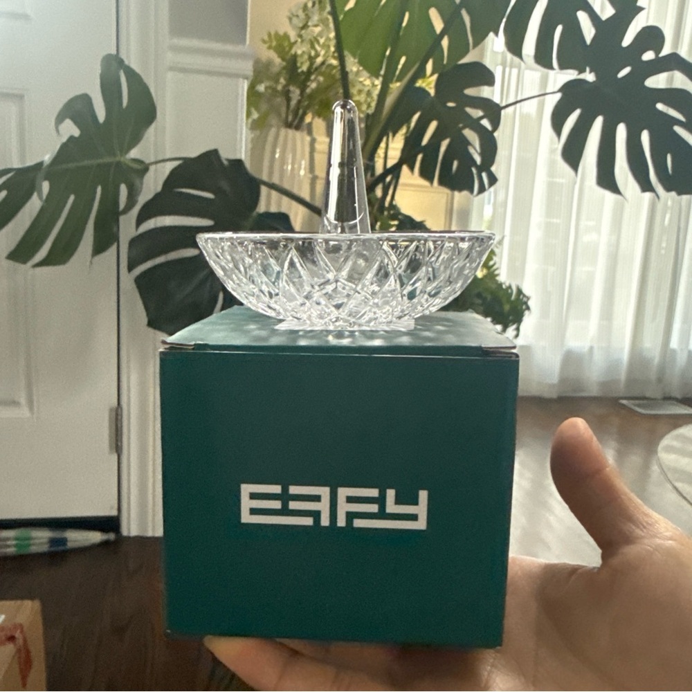EFFY glass ring holder
